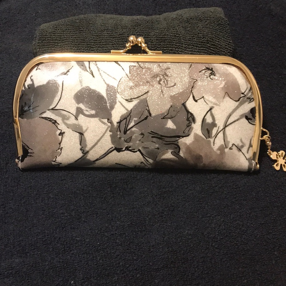 Boutique wallet/hand purse